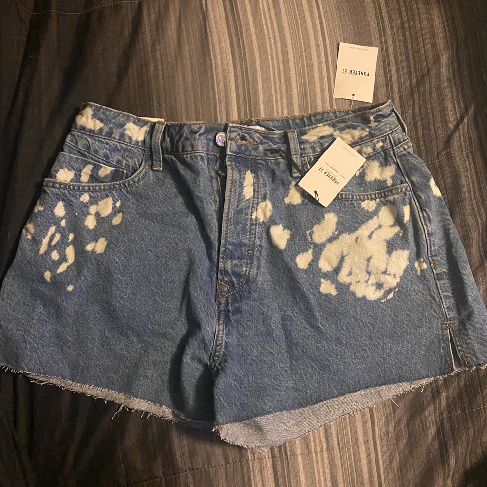 Brand new shorts from forever 21